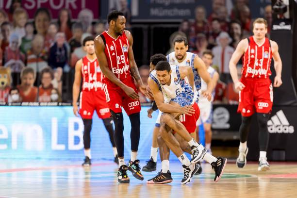 来的防守中 来的防守中