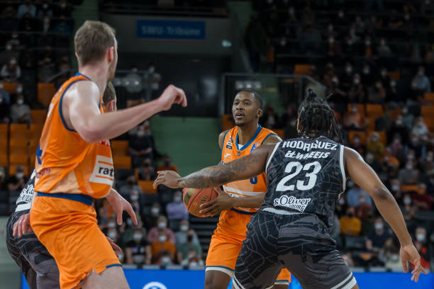 差距快速缩 差距快速缩